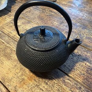 Vintage Japanese Black Cast Iron Hobnail Teapot